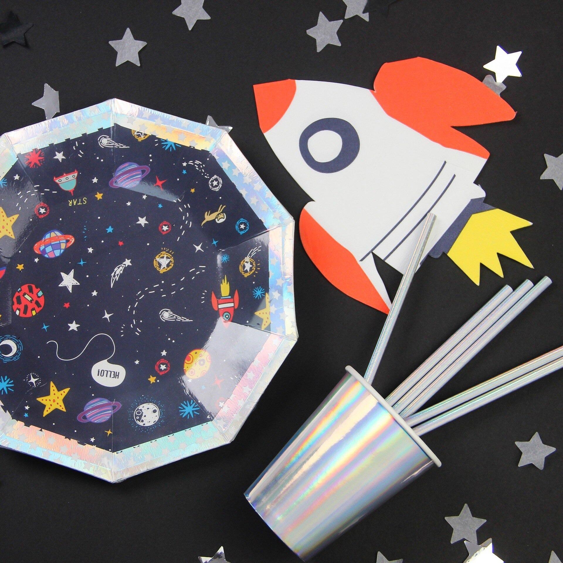 OUTER SPACE PAPER PLATES